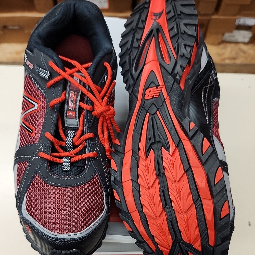 New Balance Men's Trail Running Shoes - Black and Red - Picture 6 of 6